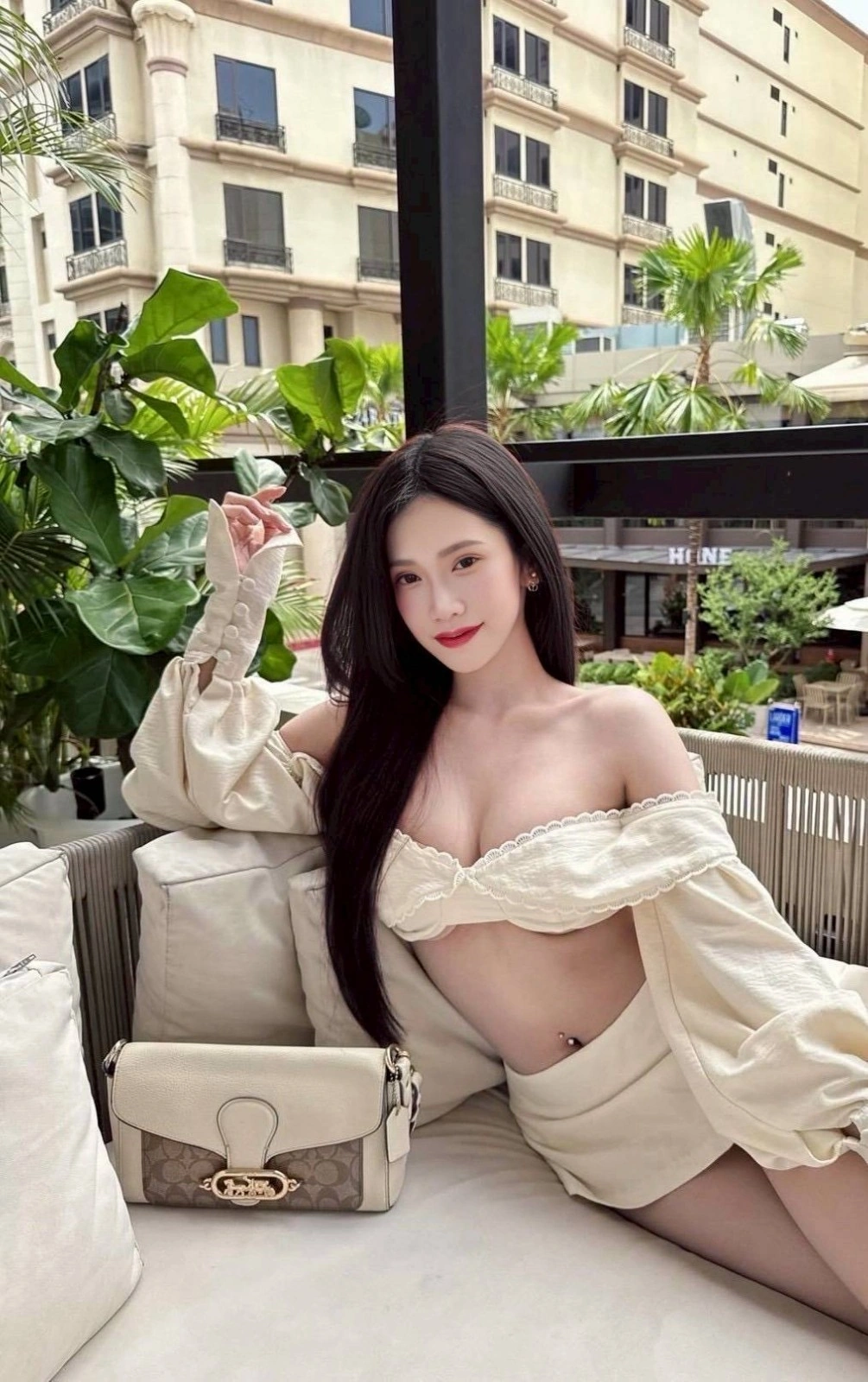 桃園定點茶-莉比/163/45/23/C